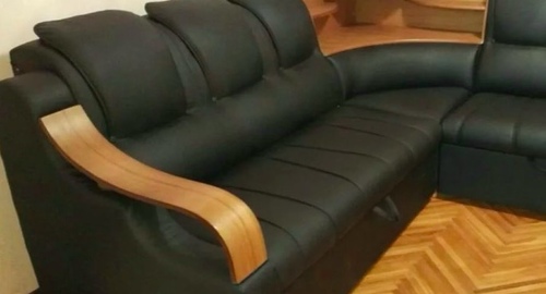 Перетяжка кожаного дивана. Калининск